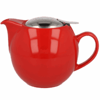 Photo de la théière Zero Japan - Rouge - 68cl. La théière est fine en bas et s'arrondit, rouge vif. Le couvercle est en inox, rond également et assez discret.